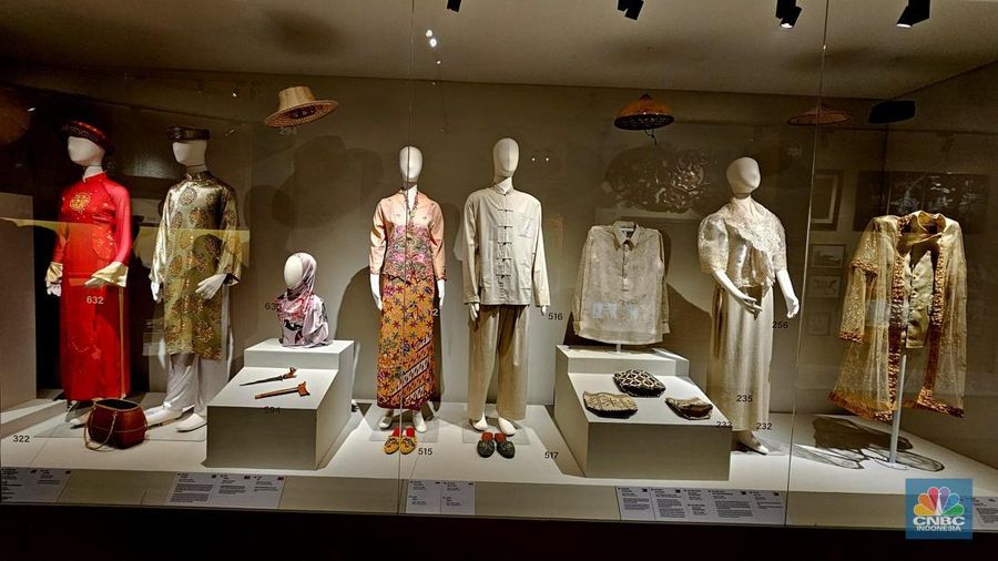 ASEAN Culture House (ACH) di Busan menyelenggarakan berbagai pameran permanen dan khusus untuk menyoroti sejarah, masyarakat, dan budaya dari 10 negara ASEAN, termasuk Indonesia. (CNBC Indonesia/Thea Fathanah Arbar) ASEAN Culture House (ACH) di Busan menyelenggarakan berbagai pameran permanen dan khusus untuk menyoroti sejarah, masyarakat, dan budaya dari 10 negara ASEAN, termasuk Indonesia. (CNBC Indonesia/Thea Fathanah Arbar)