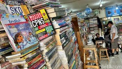 Video Melihat Eksistensi Pedagang Buku Bekas di Jakarta