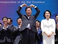Resmi Jadi Presiden, Ini Potret Lee Jae-myung Bergaya ala Idol K-Pop