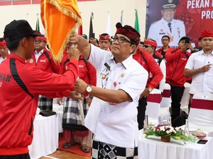 Bupati Sanjaya Lepas Atlet Pelajar Tabanan Tanding di PORJAR Bali 2025