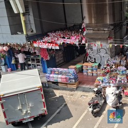 Pasar Asemka Makin Sepi, Hidup Tukang Parkir Kini Lebih Melarat