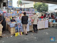 Pasar Asemka Sepi-Pembeli Menghilang, Pedagang Tunjuk Biang Keroknya