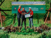 Bank Artha Graha Internasional Salurkan Puluhan Hewan Kurban
