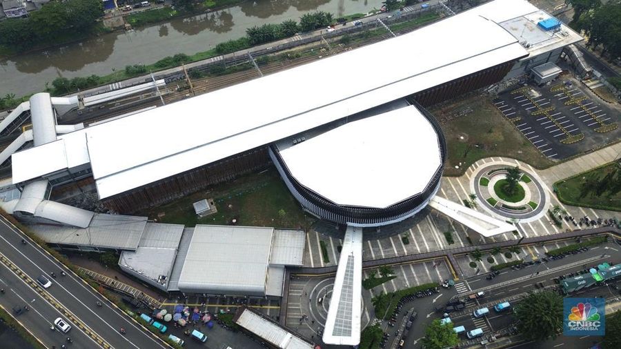 Foto udara menujukkan proyek Peningkatan Stasiun Tanah Abang Tahap I, dengan capaian pembangunan mencapai 99.85%, Kamis (5/6/2025). (CNBC Indonesia/Tri Susilo) Foto udara menujukkan proyek Peningkatan Stasiun Tanah Abang Tahap I, dengan capaian pembangunan mencapai 99.85%, Kamis (5/6/2025). (CNBC Indonesia/Tri Susilo)
