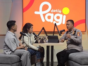 Kakorlantas Pastikan Jajaran Penuh Adab Tertibkan Over Dimensi dan Overload