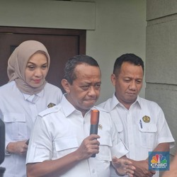 Tiba-Tiba Bahlil Ultimatum Pengelola Blok Migas di Papua, Ada Apa?