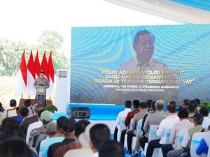 Kapolri Pedomani Pesan Prabowo: Polri adalah Polisi Rakyat, Harus di Tengah Rakyat