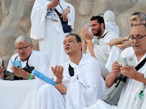 Doa Wukuf di Arafah dan Keutamaannya