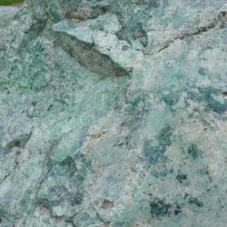Jadeite, si Batu Langka Seharga Rumah di Jaksel Kalahkan Emas-Platinum