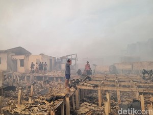 Polsek Penjaringan Dirikan Posko 3 Pilar untuk Layani Korban Kebakaran
