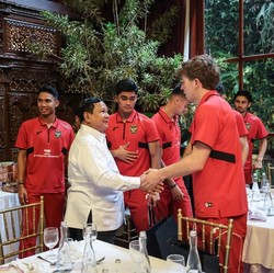 Istana Pastikan Jam Tangan Rolex Buat Timnas Pakai Uang Prabowo