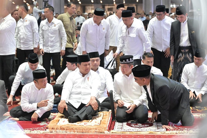 Presiden Prabowo Subianto  menunaikan salat Iduladha 1446 Hijriah di Masjid Istiqlal, Jakarta, Jumat (6/6/2025). (Dok Sekretariat Presiden)