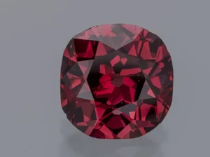 Bukan Ruby, Berlian Merah Super Langka Bernama Winston Red