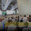 Video: Hari Tasyrik, Jamaah Haji Lontar Jumrah Simbol Lawan Setan