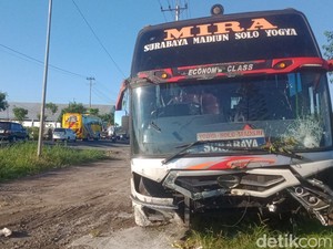 Fakta-fakta Laka Motor Vs Bus Mira di Trunuh Klaten Tewaskan 2 ABG