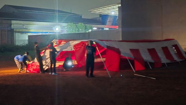 Gerak Cepat Pemprov DKI dan Pemkot Jakut Tangani Kebakaran di Pluit