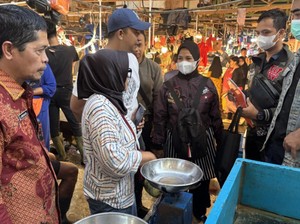 Pemkot Pontianak Temukan Satu Pedagang Pasar Pakai Timbangan Curang