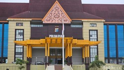 Jadi Dokter Gadungan, Eks Finalis Putri Indonesia Ditangkap Polda Riau