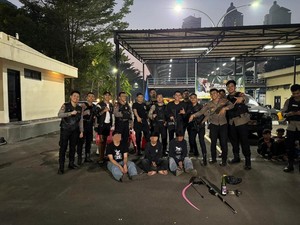 3 Remaja Hendak Tawuran di Jakpus Ditangkap, Busur Panah-Molotov Disita