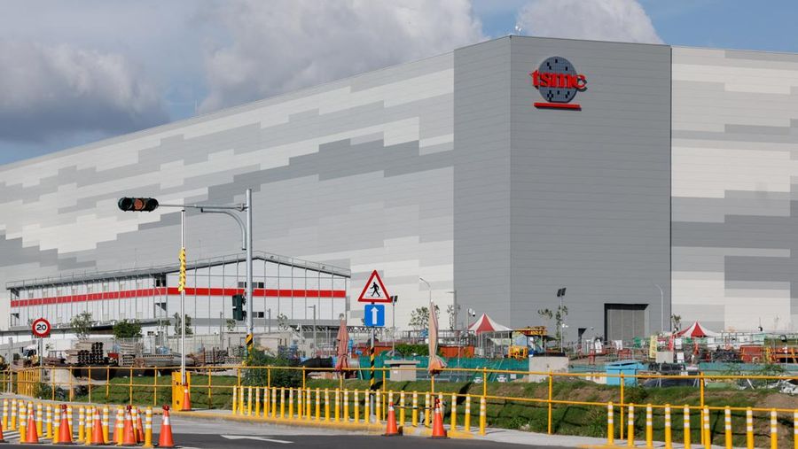 A general view of the Taiwan Semiconductor Manufacturing Company's (TSMC) fabrication plant in Kaohsiung, Taiwan, June 7, 2025. REUTERS/Ann Wang