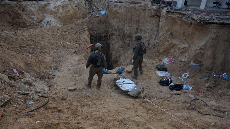 ISRAEL-PALESTINIANS/GAZA-EMBED Israeli soldiers walk out from a tunnel underneath the European Hospital in Khan Younis at the Gaza Strip, amid the ongoing ground operation of the Israeli army against Palestinian Islamist group Hamas, June 8, 2025. REUTERS/Ronen Zvulun EDITOR'S NOTE: REUTERS PHOTOGRAPHS WERE REVIEWED BY THE IDF AS PART OF THE CONDITIONS OF THE EMBED. NO PHOTOS WERE REMOVED.