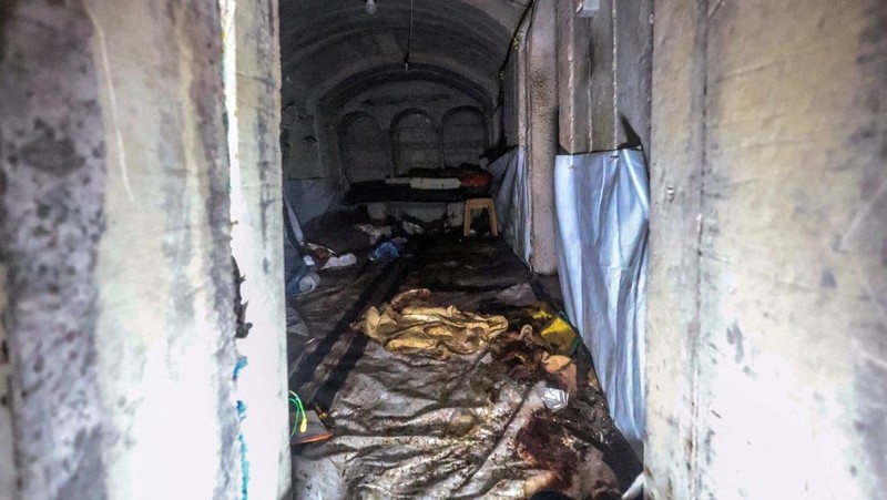 Israeli soldiers walk out from a tunnel underneath the European Hospital in Khan Younis at the Gaza Strip, amid the ongoing ground operation of the Israeli army against Palestinian Islamist group Hamas, June 8, 2025. REUTERS/Ronen Zvulun EDITOR'S NOTE: REUTERS PHOTOGRAPHS WERE REVIEWED BY THE IDF AS PART OF THE CONDITIONS OF THE EMBED. NO PHOTOS WERE REMOVED.
