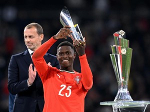 Rendah Hati Nuno Mendes