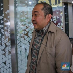Bos Sritex Iwan Kurniawan Lukminto Tiba di Kejagung, Siap Diperiksa