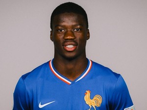 Bek Baru Chelsea Ini Bercita-cita Jadi seperti Van Dijk