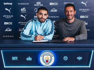 Video Manchester City Datangkan Bek Asal Aljazair