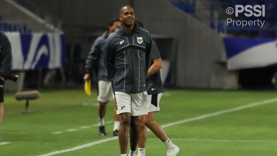 Timnas Indonesia menjalani sesi latihan terakhir jelang laga penutup Grup C babak ketiga Kualifikasi Piala Dunia 2026 melawan Jepang. Latihan digelar di Stadion Suita City, Selasa (10/6/2025), di bawah pengawasan langsung pelatih kepala Patrick Kluivert. Timnas Indonesia menjalani sesi latihan terakhir jelang laga penutup Grup C babak ketiga Kualifikasi Piala Dunia 2026 melawan Jepang. Latihan digelar di Stadion Suita City, Selasa (10/6/2025), di bawah pengawasan langsung pelatih kepala Patrick Kluivert. (Dok. PSSI)