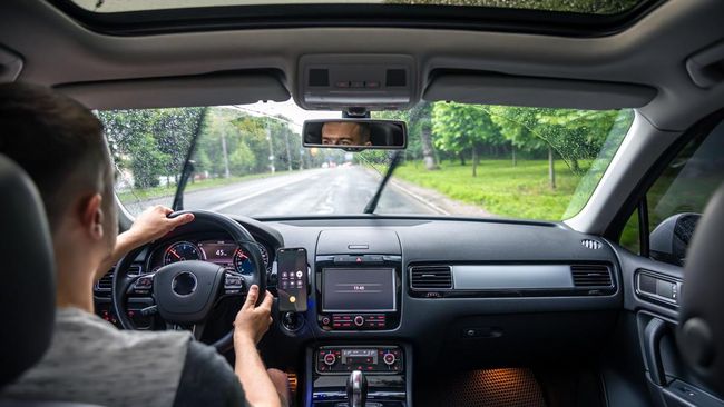 Mobil Bekas 0 Km Berserakan di China, Berapa Kilometer yang Aman?