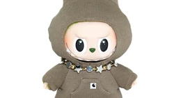 Kolaborasi Langka Sacai dan Seventeen, Lelang Labubu dan Jaket Bad Influence