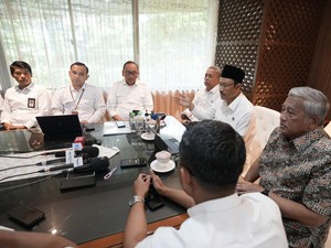 Penebalan Bansos Cair Juni, Gus Ipul: Bentuk Atensi Presiden ke Masyarakat
