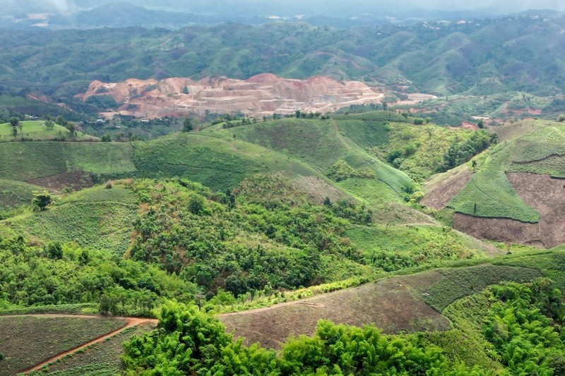 Limbah beracun dari tambang tanpa izin di Myanmar mengalir ke sungai-sungai di sebrang perbatasan yang merupakan wilayah Thailand. (Manan VATSYAYANA / AFP)