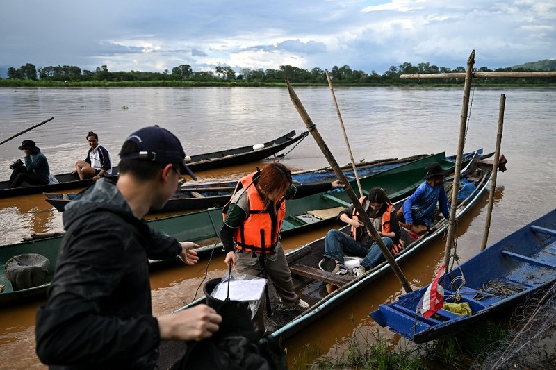 Limbah beracun dari tambang tanpa izin di Myanmar mengalir ke sungai-sungai di sebrang perbatasan yang merupakan wilayah Thailand. (Manan VATSYAYANA / AFP)