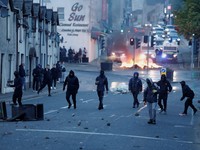 GenZ 212 'Ngamuk'! Demo Chaos, Fasilitas Umum Dibakar