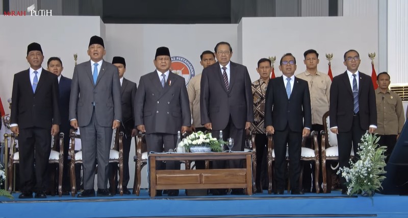 Presiden Prabowo Subianto dan Susilo Bambang Yudhoyono saat resmikan Kampus Bhineka Tunggal Ika Universitas Pertahanan, Rabu (11/6/2025). (YouTube/Sekretariat Presiden) Presiden Prabowo Subianto dan Susilo Bambang Yudhoyono saat resmikan Kampus Bhineka Tunggal Ika Universitas Pertahanan, Rabu (11/6/2025). (YouTube/Sekretariat Presiden)