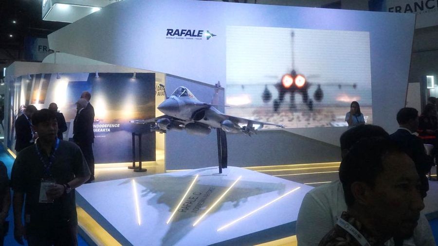 Pameran industri pertahanan internasional Indo Defence Expo & Forum 2025 di JIEXPO Kemayoran, Jakarta, Rabu (11/6/2025). (CNBC Indonesia/Muhammad Ssabki) Pameran industri pertahanan internasional Indo Defence Expo & Forum 2025 di JIEXPO Kemayoran, Jakarta, Rabu (11/6/2025). (CNBC Indonesia/Muhammad Ssabki)