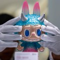 Geng Pencuri Bertopeng Curi Boneka Labubu Senilai Rp114 Juta 
