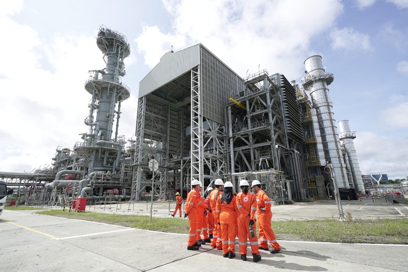 Suasana Kilang LNG Tangguh yang dioperasikan oleh BP Berau Ltd, di Teluk Bintuni, Papua Barat, Selasa (10/6/2025). Suasana Kilang LNG Tangguh yang dioperasikan oleh BP Berau Ltd, di Teluk Bintuni, Papua Barat, Selasa (10/6/2025). (Dok. Kementerian ESDM)