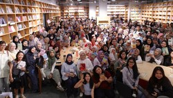 320 Orang Membaca Senyap di Gramedia Jalma Blok M