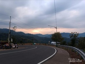 Kenalin Ini Wisata Bukit Clongop, Kintamani Van Java