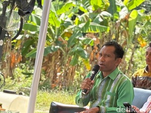 Kisah Warga Desa Kalali NTT, Cari Sinyal Internet Sampai Naik-Turun Gunung