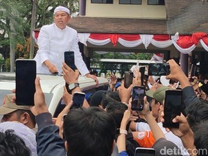 Janji Dedi Mulyadi Beri Hadiah Daerah Penghasil Oksigen