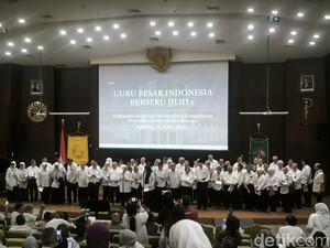Protes Kebijakan Menkes, Sejumlah Guru Besar FKUI Ingin Temui Prabowo