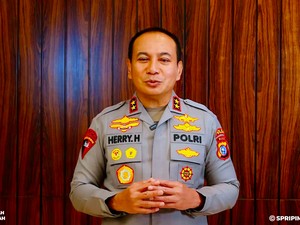 Kapolda Riau: Tradisi Bakar Tongkang Simbol Harmonisasi dan Persaudaraan