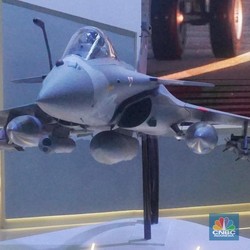 Penampakan Rafale Vs Jet Tempur Siluman Turki 'Beradu' di Kemayoran