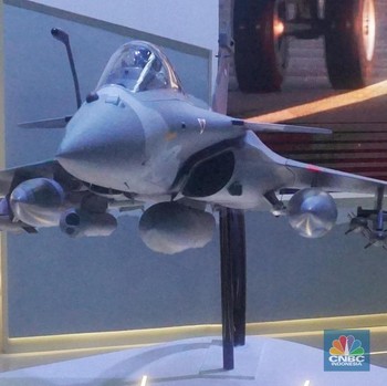 Penampakan Rafale Vs Jet Tempur Siluman Turki 'Beradu' di Kemayoran