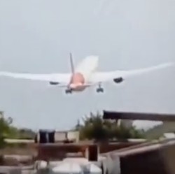 Update Air India Jatuh, Tabrak Asrama Kedokteran-100 Mayat Ditemukan